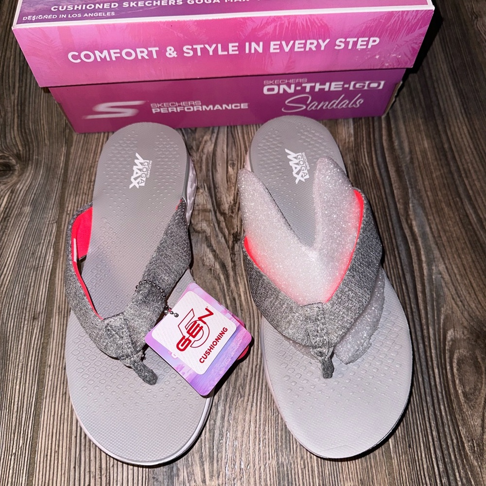 Skechers Women's Sandals in Gray and Pink - Picture 3 of 4
